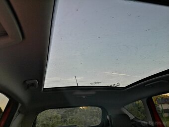 Ford Kuga 2.0 tdci 103kw 4x4 Titanium - 6