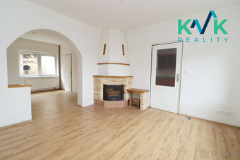 RD 6+2, zahrada, pozemek 734 m2, zateplení, garáž, Karlovy - 6