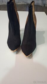 Krásné nízké kozačky - 6