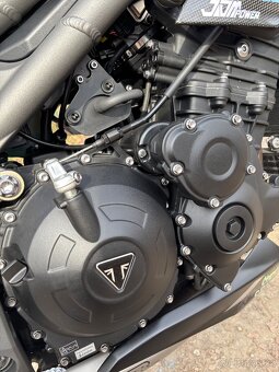 Triumph Speed Triple 1050 RS - 6