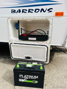 Anglický karavan, ideální pro rodinu s dětmi, TOP stav - 6