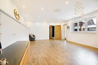 Prodej dvougeneračního domu 390m², pozemek 1356m², Louny - N - 6