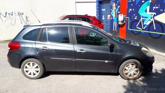 Renault Clio - 6