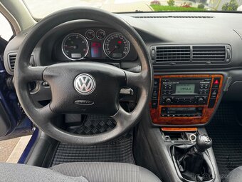 Volkswagen Passat 1.9TDI 96Kw Comfort - 6