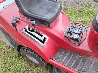 Zahradni traktor Honda - 6