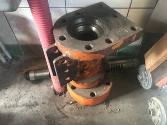 nakladač za traktor , podkop za traktor ,vyvážečka - 6