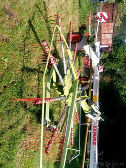 Nahrabovač, shrnovač sena a píce CLAAS LINER 1550TWIN - 6