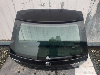 Páté dveře Škoda Octavia 3 kombi - 6