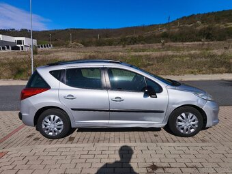 Peugeot 207 SW - 6