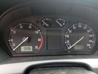 Škoda Fabia 1.4 mpi 50kw - 6