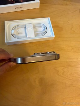 iPhone 16 Pro 256 GB – perfektní stav - 6