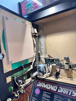 Šipky, šípkový automat Diamond Darts 3 prodáno - 6
