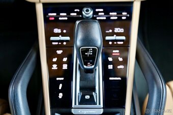 Prodam Porsche Cayenne III - 6