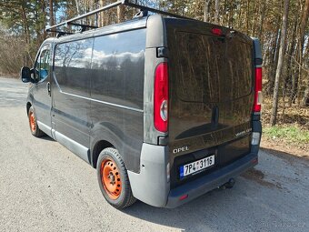 Opel Vivaro 2,0CDTI, rok 2008 - 6