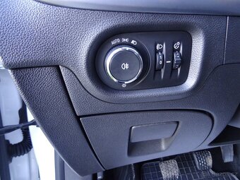 Opel Astra K 1,0 T eco-flex 77 kW tempomat, servis jen Opel - 6