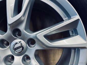 TOP zimní kola Volvo XC60 R18 originál - 6