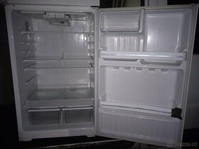 Nadstandardní širší lednice 73 cm,335 litrů. Můžu dovézt - 6