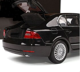 1:18 Rarita Škoda Superb II FL (2013) Abrex Černý - 6