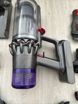 Prodám Vysavač Dyson V11 Absolute - 6