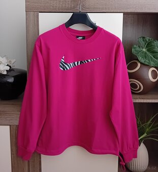 Nike dámská lehká mikina vel. S/M - 6