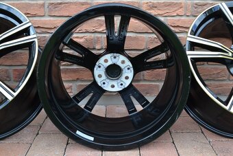 5x112 R19 Hliníkové disky originál BMW 3 G20–G21 / BMW 4 G22 - 6