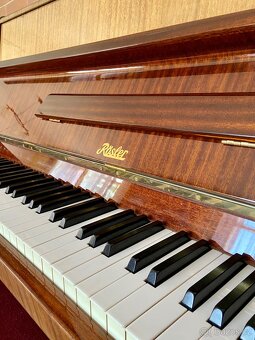Piano Rösler - 6