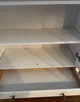 VITRÍNA IKEA HEMNES MAT - 6