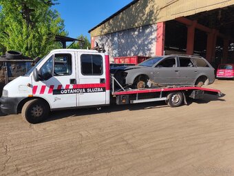 Prodám odtahovku Fiat Ducato 2.8 JTD 7 místna - 6