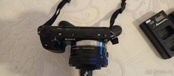Bezrcadlovka Sony nex 5T top stav - 6