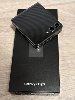 SAMSUNG GALAXI Z FLIP 5 [ 256GB ] - 6