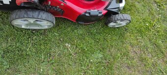 Benzínová sekačka s pojezdem motor briggstratton 140ccm - 6