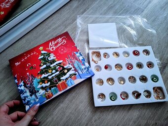 Vánoční adventní kalendář, různé druhy, náramky a přívěsky - 6