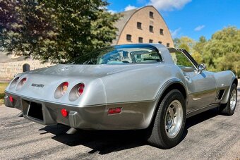 Chevrolet Corvette C3, 5.7 V8, 220 koní, manuál, kabriolet - 6