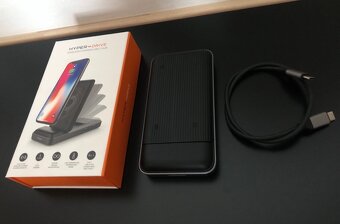 HyperDrive bezdrátová nabíječka a USB-C Hub - 6