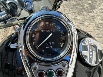 Kawasaki VN800 Classic - 6
