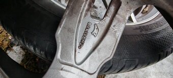 Prodám alu kola s pneu - 6