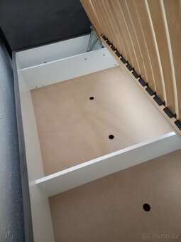 POSTEL -  VELKY ÚLOŽNÝ PROSTOR - 6