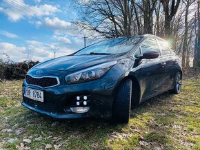 Kia Ceed GT rok 2018 Top stav - 6