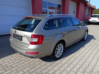 ŠKODA OCTAVIA 2,0 TDI DSG AMBITION pěkné auto bez koroze - 6