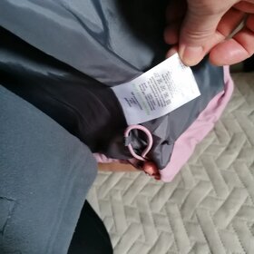 Zimní bunda s kapucí vel.40-42 - 6