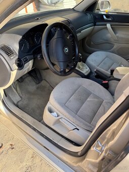 Octavia 2 combi - 6