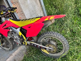 Suzuki RM-Z - 6