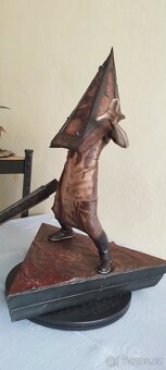 Sošky/statue Silent Hill / Resident Evil - 6