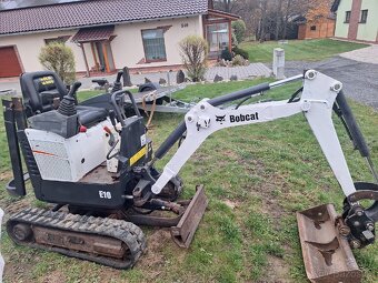 Bobcat E10 - 6