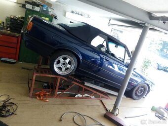 BMW E30 318i cabrio - 6