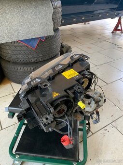 BMW E46 Coupé přední pravé XENON Světlo - 6