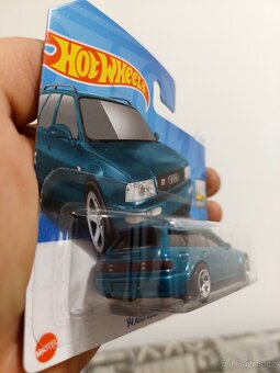 Hotwheels audi avant rs2 - 6