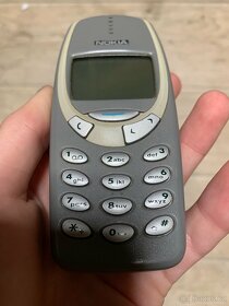 Sběratelský telefon Nokia 3310 - tlačítkový - 6