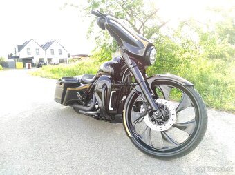 HD Touring Bagger - 6