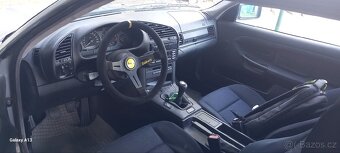 BMW e36 1,8is coupe - 6
